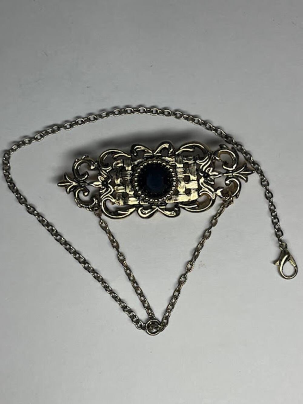 VTG GP Fob 2 1/2" x 1" Brooch Floral Leaves Garnet Stone 10" Chain Lobster Claw